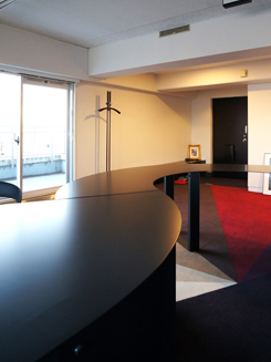 港区南青山<br />
アライブ<br />
東京事務所