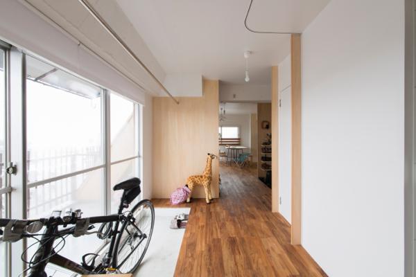 【イギリスのWEBメディア『Dezeen』に掲載】西東京Sリノベーション