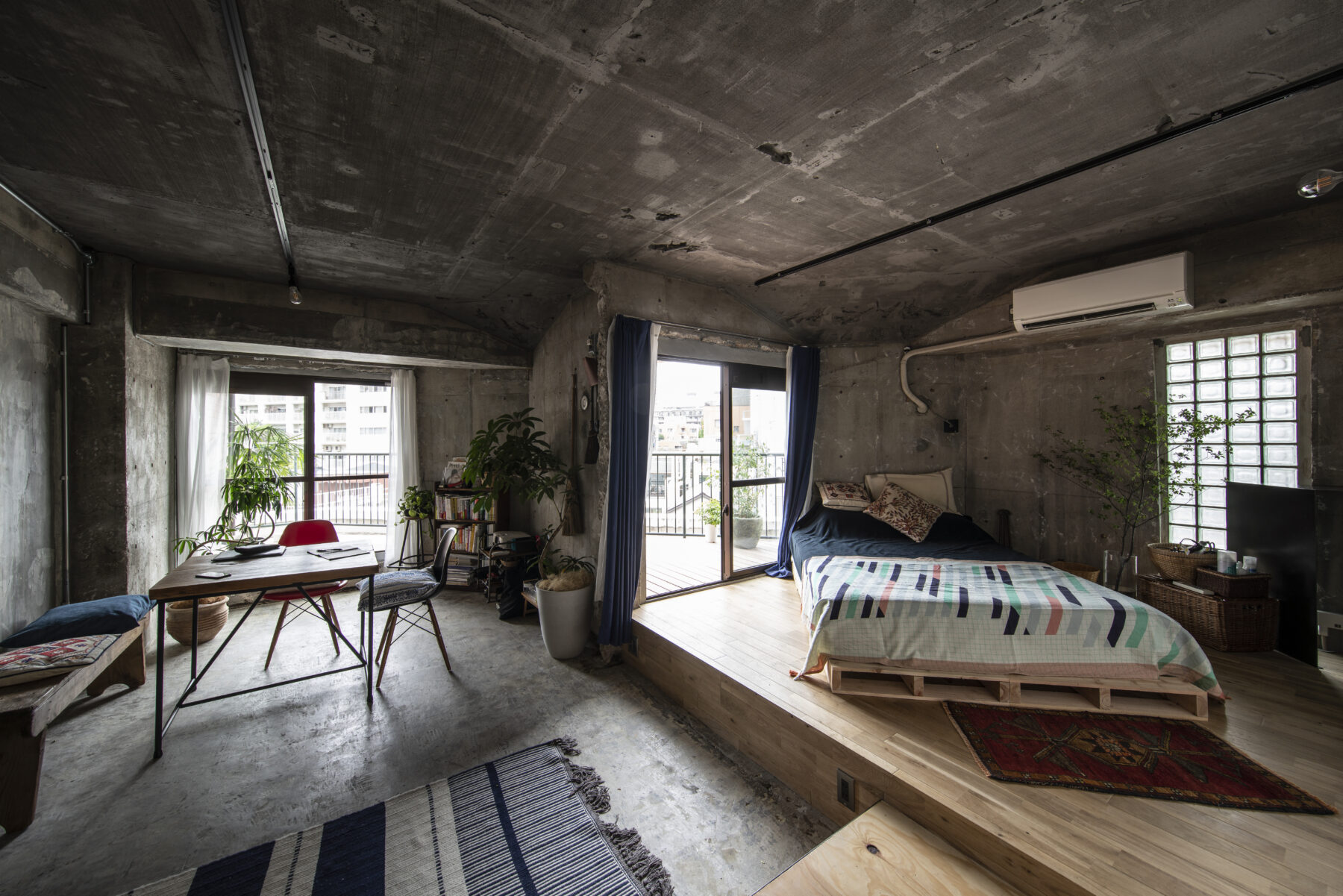 乃木坂Y<br />
リノベー<br />
ション