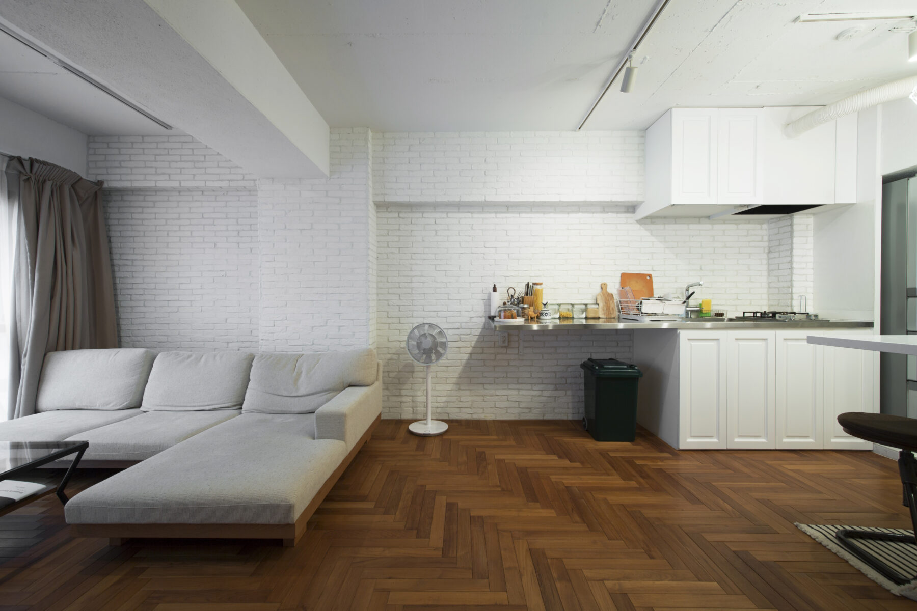 表参道K<br />
リノベ<br />
ーション